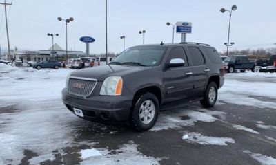 2011 GMC Yukon SLE