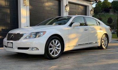 2007 Lexus LS 460