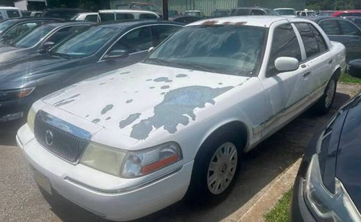 2004 Mercury Grand Marquis GS
