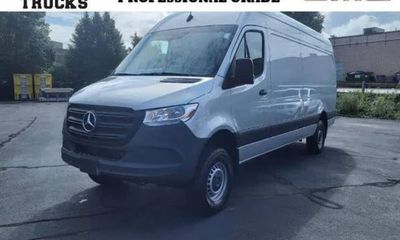2022 Mercedes-Benz Sprinter 907 VS30
