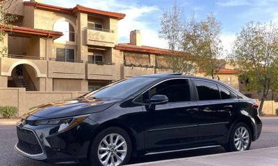 2020 Toyota Corolla XLE