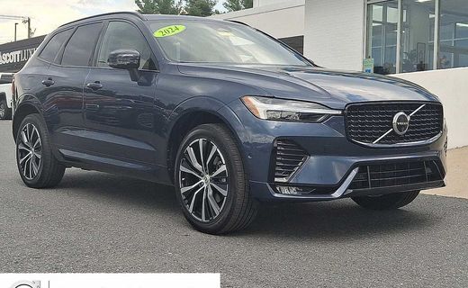 2024 Volvo XC60 Ultimate Dark