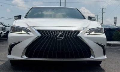 2022 Lexus ES 250 Premium