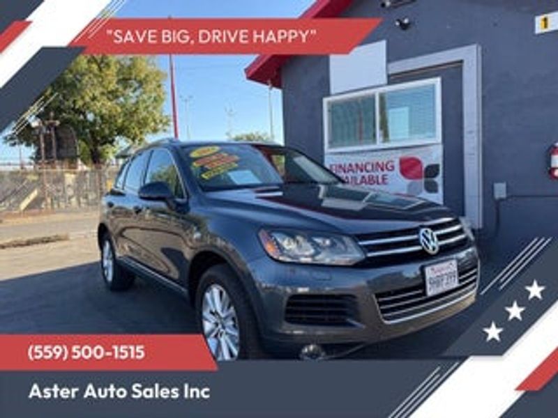 2013 Volkswagen Touareg — a typically priced live listing