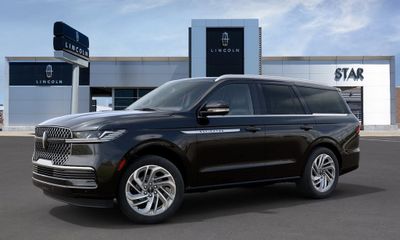 2027 Lincoln Navigator Reserve