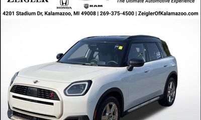 2025 Mini Countryman S