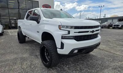 2020 Chevrolet Silverado RST