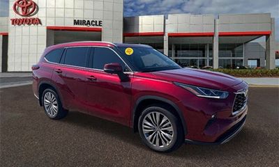 2023 Toyota Highlander Platinum