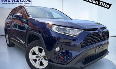 2021 Toyota RAV4 XLE HV
