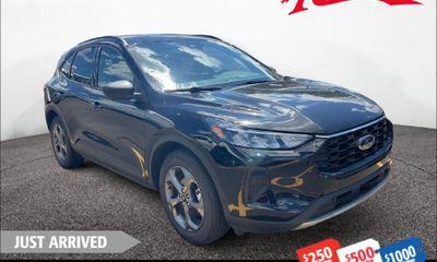 2025 Ford Escape ST Line