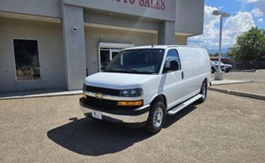 2025 Chevrolet Express 2500