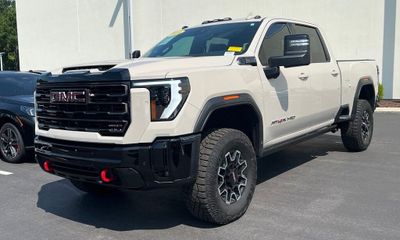 2026 GMC Sierra HD AT4X