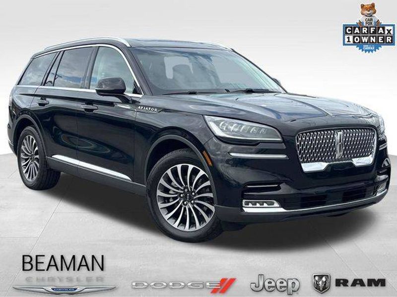 2021 Lincoln Aviator — a typically priced live listing