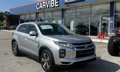 2022 Mitsubishi Outlander Sport SE
