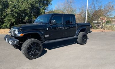 2020 Jeep Gladiator Overland