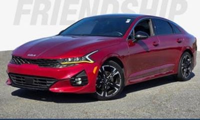 2022 Kia K5 GT Line