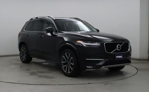 2019 Volvo XC90 Momentum