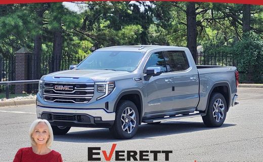 2026 GMC Sierra SLT