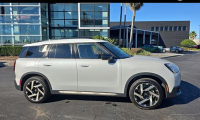 2025 Mini Countryman S