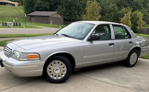 2005 Ford Crown Victoria Police Interceptor