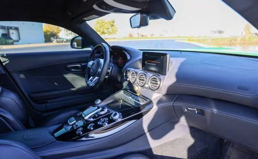 2018 Mercedes-Benz AMG GT R