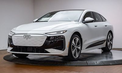 2025 Audi A6 E Tron 55