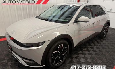 2024 Hyundai Ioniq 5 SE