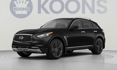 2017 Infiniti QX70