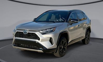 2023 Toyota RAV4 XSE