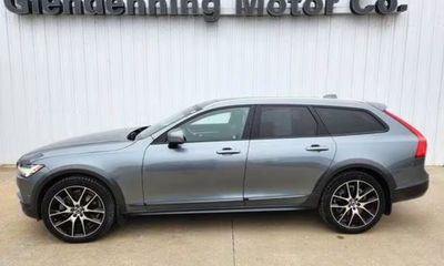2018 Volvo V90CC Inscription