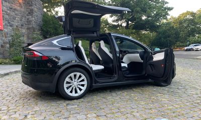 2017 Tesla Model X 90D