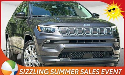 2022 Jeep Compass Latitude LUX Altitude