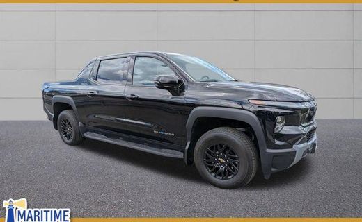2025 Chevrolet Silverado LT