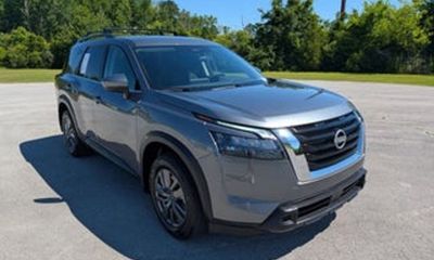 2026 Nissan Pathfinder SV