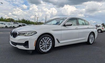 2021 BMW 530i