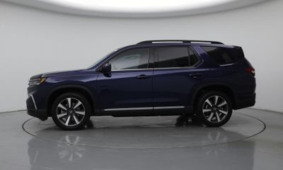 2023 Honda Pilot TRG