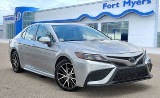 2026 Toyota Camry SE