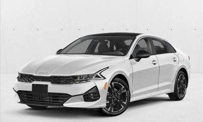 2022 Kia K5 GT Line