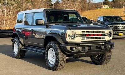 2025 Ford Bronco Heritage