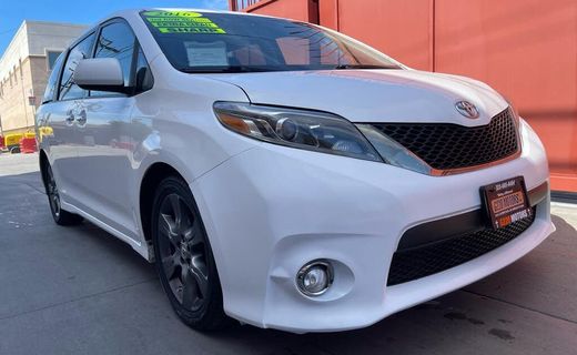 2016 Toyota Sienna SE