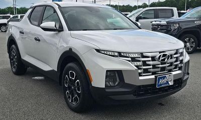 2024 Hyundai Santa Cruz SE