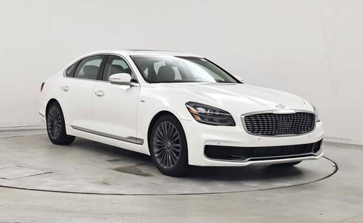 2019 Kia K900 Luxury Trim