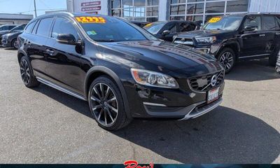 2016 Volvo V60CC SV35 Platinum