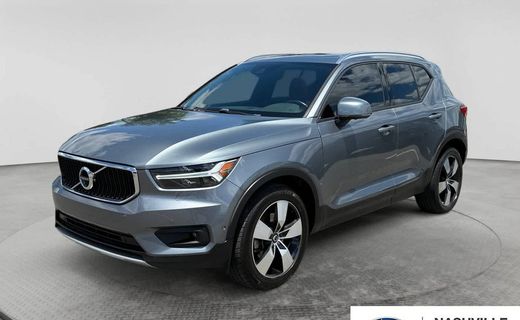 2019 Volvo XC40 Momentum