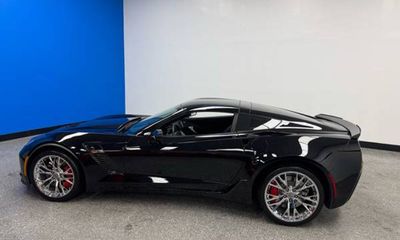 2016 Chevrolet Corvette Preferred 2LZ W