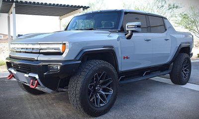2025 GMC Hummer EV Pickup 3X
