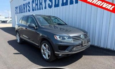 2016 Volkswagen Touareg Sport FSI Only