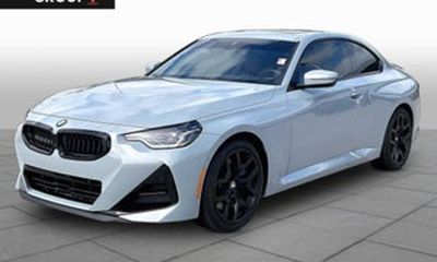 2026 BMW 230i