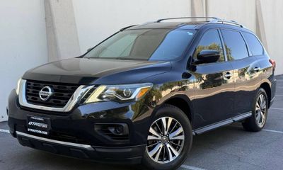 2017 Nissan Pathfinder S