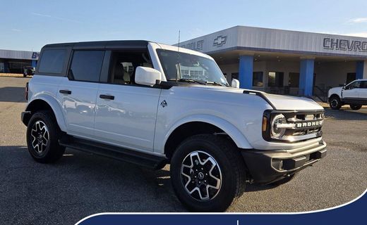 2026 Ford Bronco Outer Banks